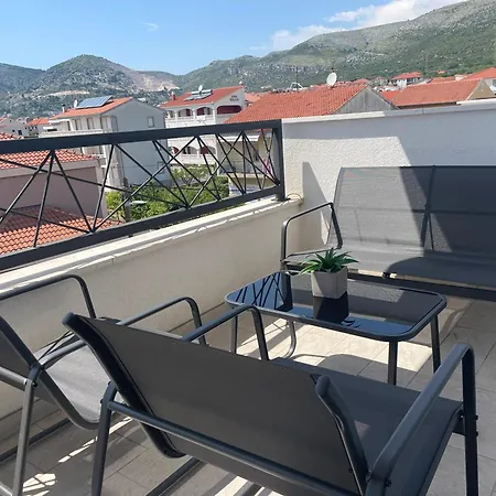 Sunset Horizon Traù